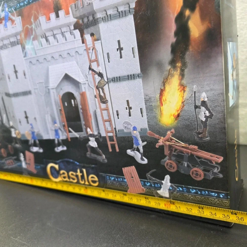 3D Castle Knights Action Figure‎ Toy Playset with Assorted Knights & Props NEW